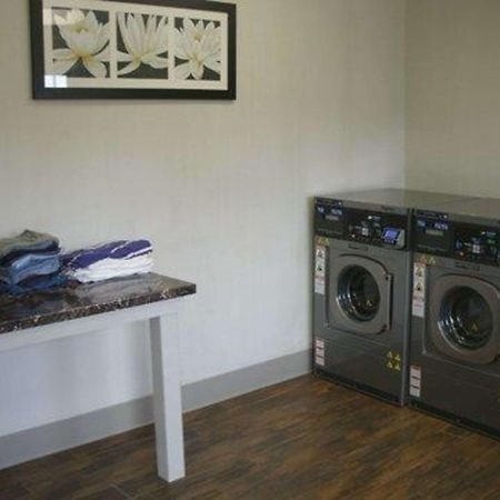 Quality Inn Cambridge Zewnętrze zdjęcie